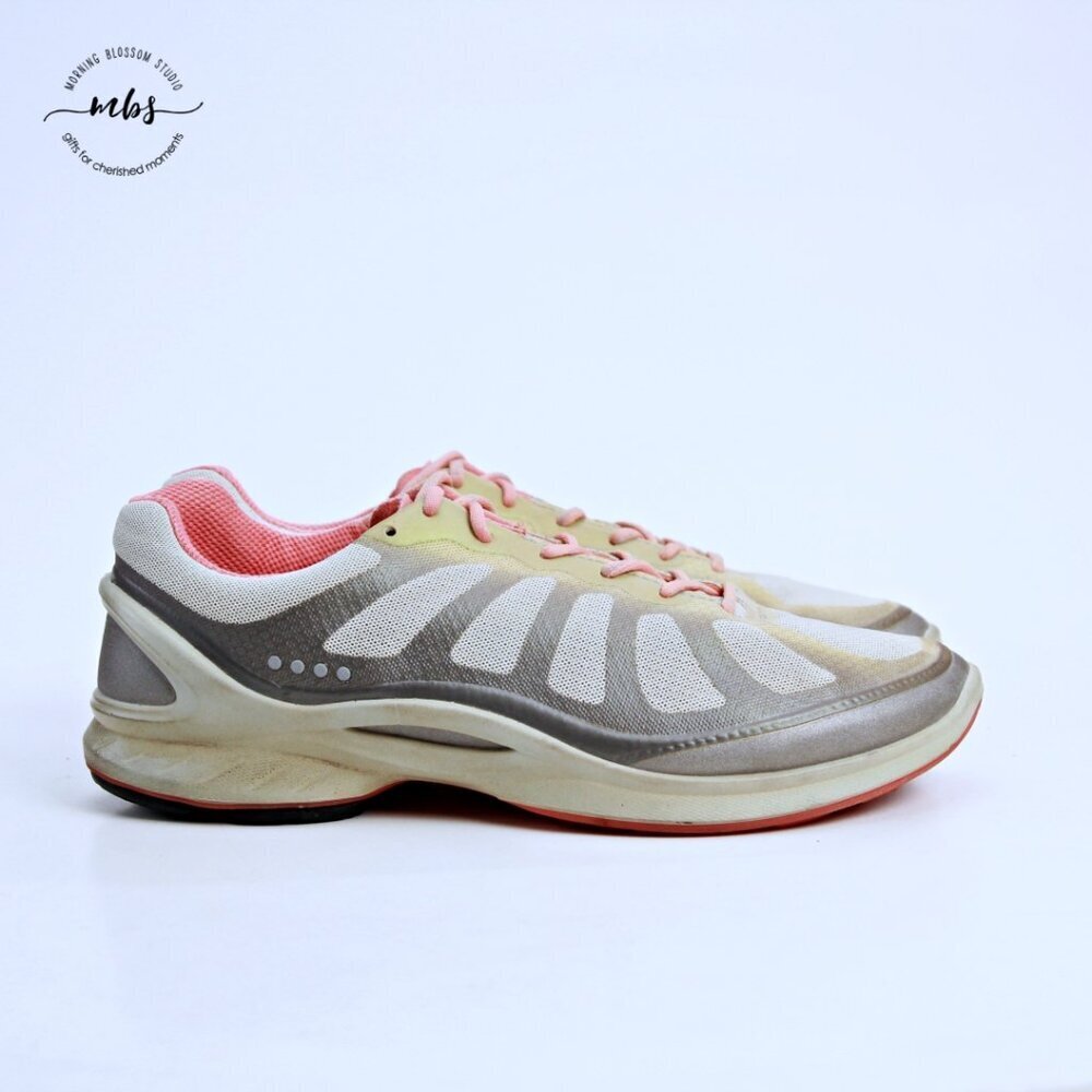 Ecco Biom Fjuel Racer Performance Running Sneakers Gray Orange Women‎ US 8-8.5